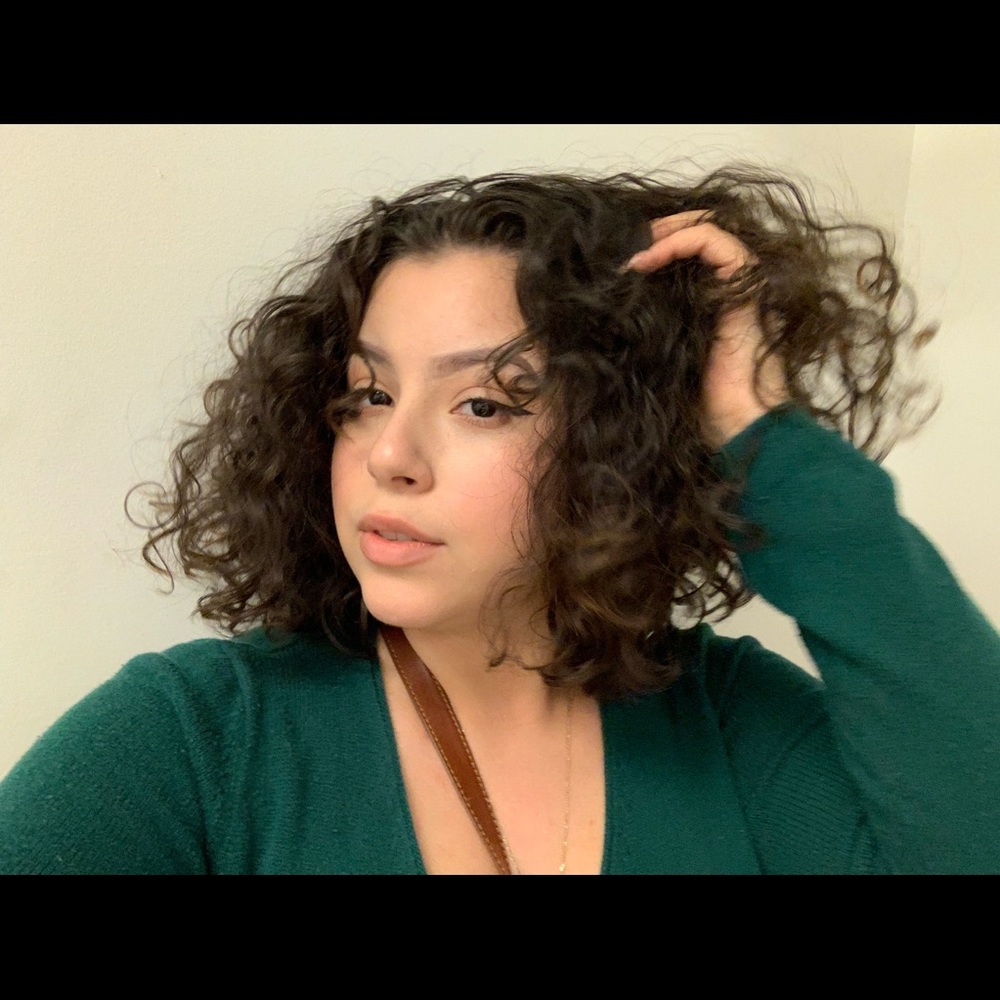 Meet your Posher, Alondra